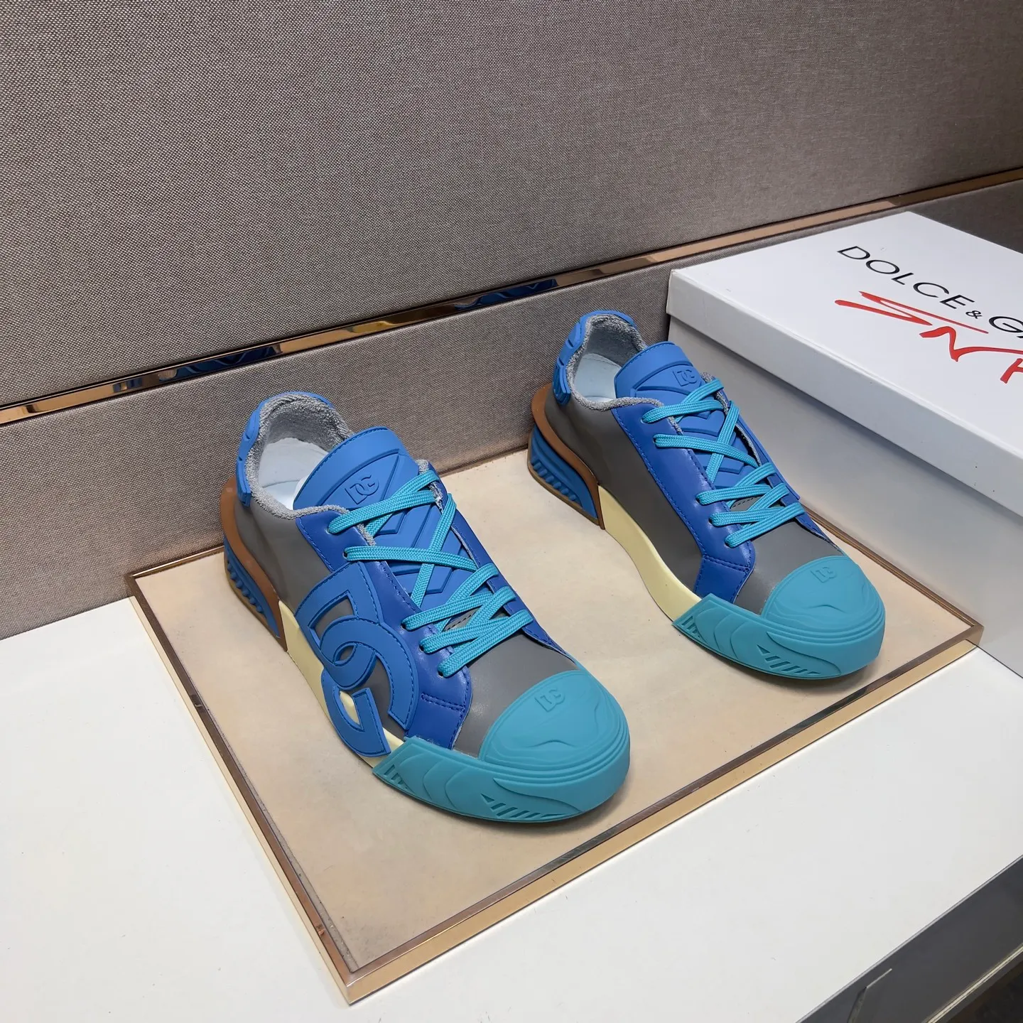 Men's men's shoes 💰pp500 [DG～] Couple's casual shoes 2025z cabinet sales simultaneously 🔶Size: 35-44#️⃣ 🔷4 colors🔜The upper is made of multi-material splicing ➕Towel lining, comfortable and breathable, sole: original comfortable, wear-resistant and non-slip outsole, ⚠️Real 📱Photography🎬The real thing is better📢📢📢